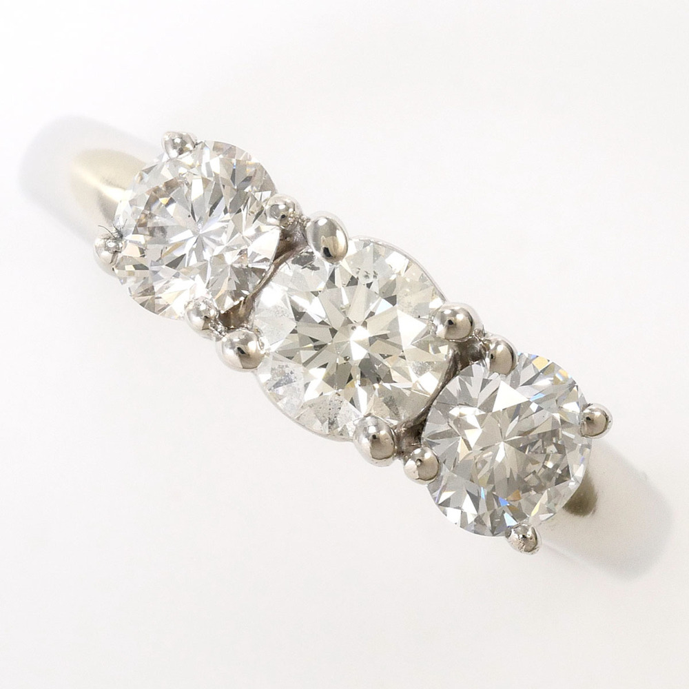 VINTAGE Silver Diamond Ring